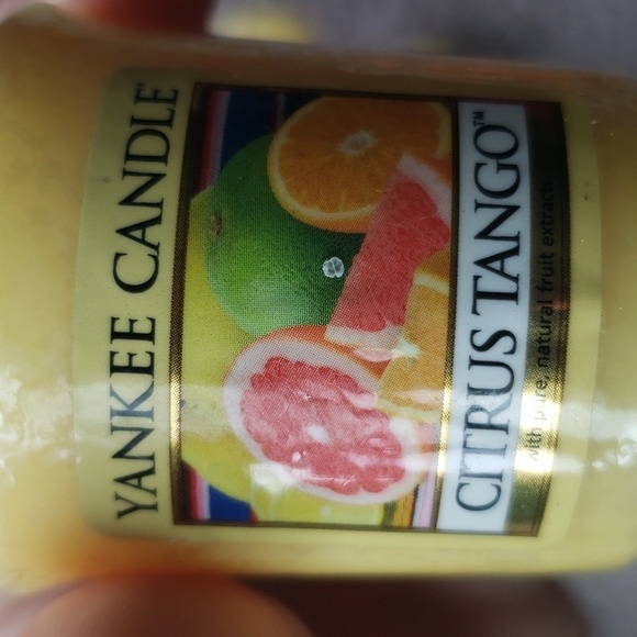 Lot of 4 Yankee Candle Citrus Tango Votive Candles - DISCONTINUED - Picture 3 of 3